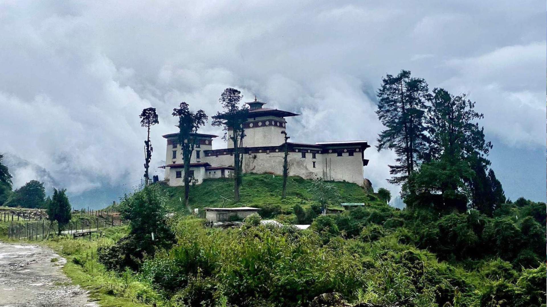 Gasa Dzong